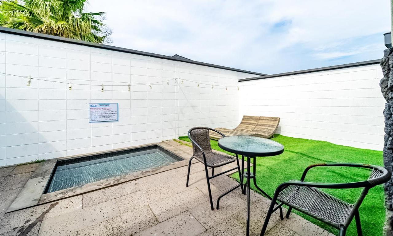 ג'גו Pool And Villa Sorang מראה חיצוני תמונה