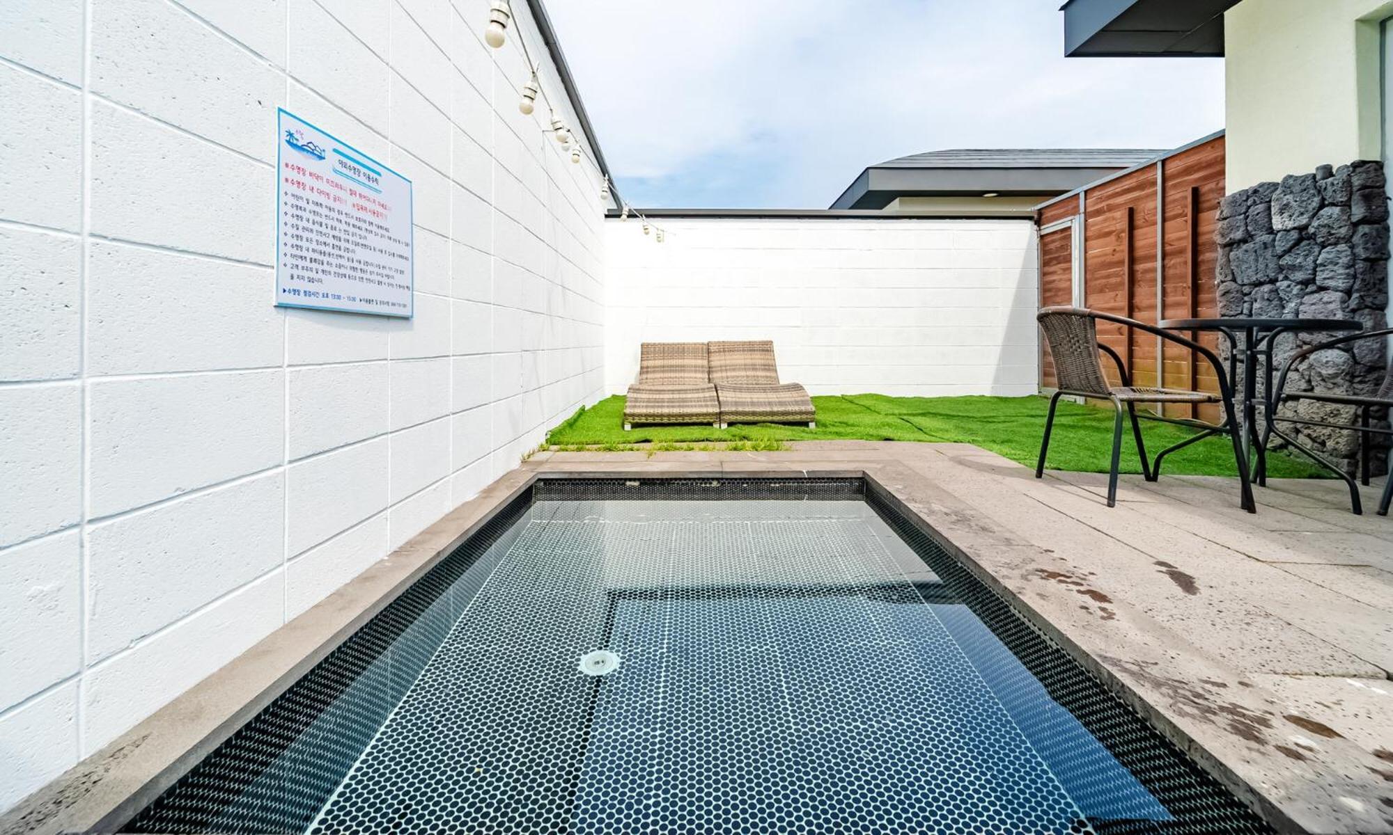 ג'גו Pool And Villa Sorang מראה חיצוני תמונה
